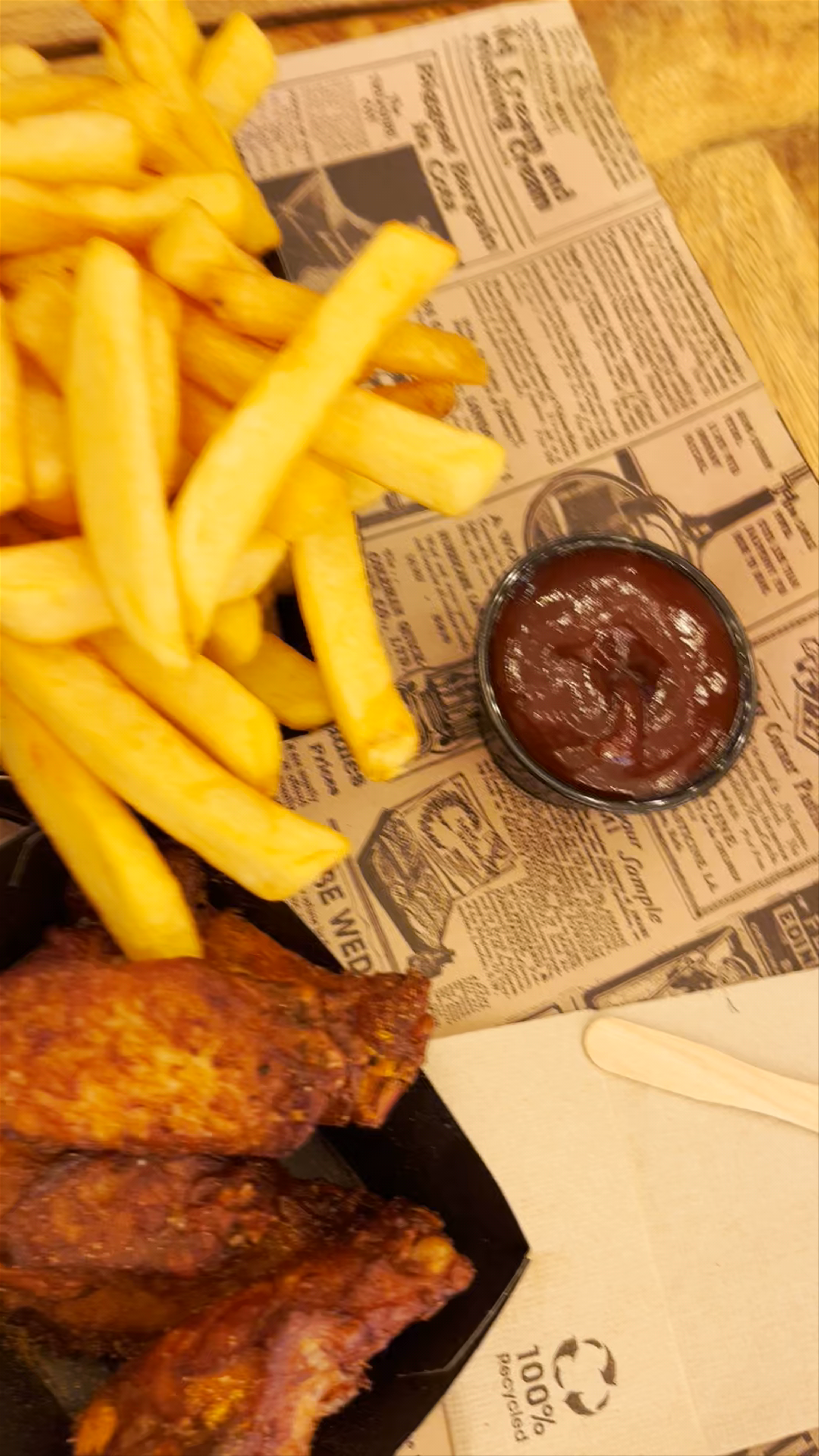 FritBar Brugge: Crispy Belgian Fries and Cozy Urban Vibes