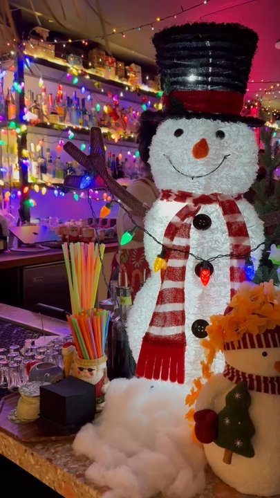 Kona's - Bars Near Me - San Francisco, California