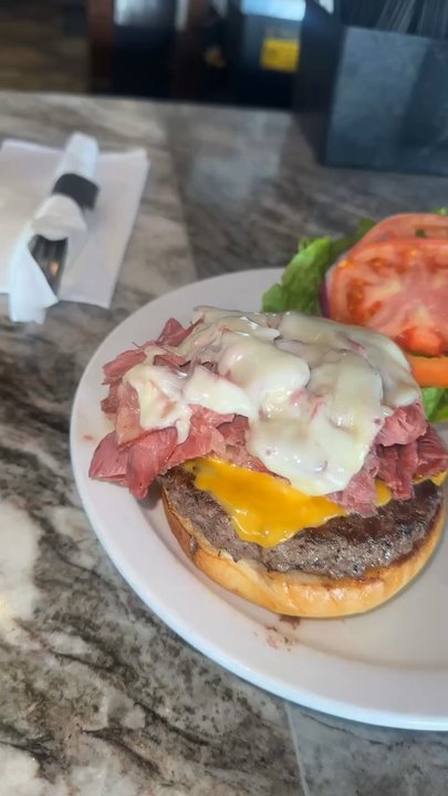 Milestone Grill - Gastropubs Near Me - Eastpointe, Michigan