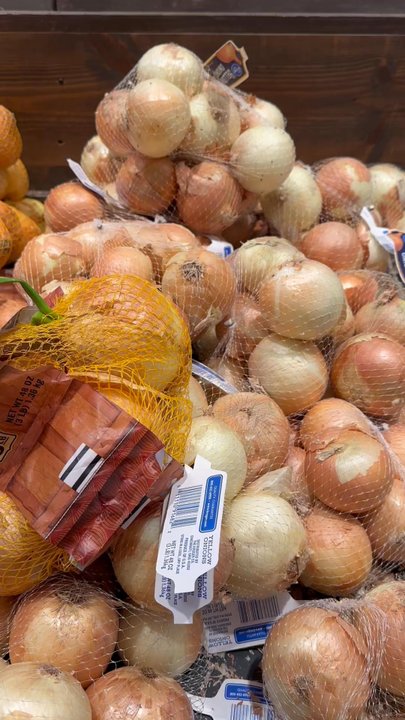 King Soopers - Thousands of flies on onions - Grocery Near Me - Edgewater, Colorado