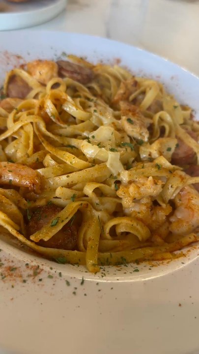 Etienna’s Eatery - Southern Near Me - Brookshire, Texas