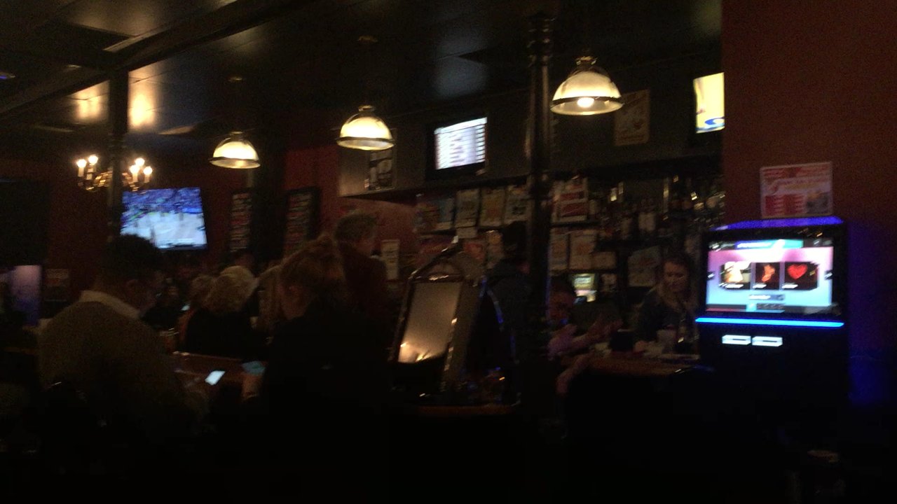 Steve's Bar & Grill - Bars Near Me - Bellevue, Washington