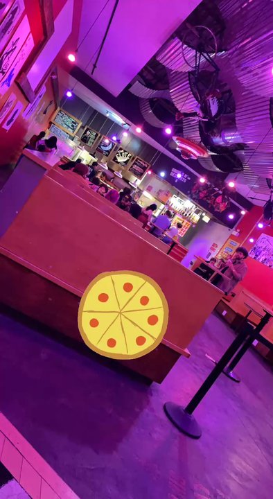 Dimo's Pizza - inside - Beer, Wine & Spirits Near Me - Chicago, Illinois
