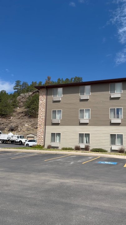 Comfort Inn & Suites - Hotels Near Me - Custer, South Dakota