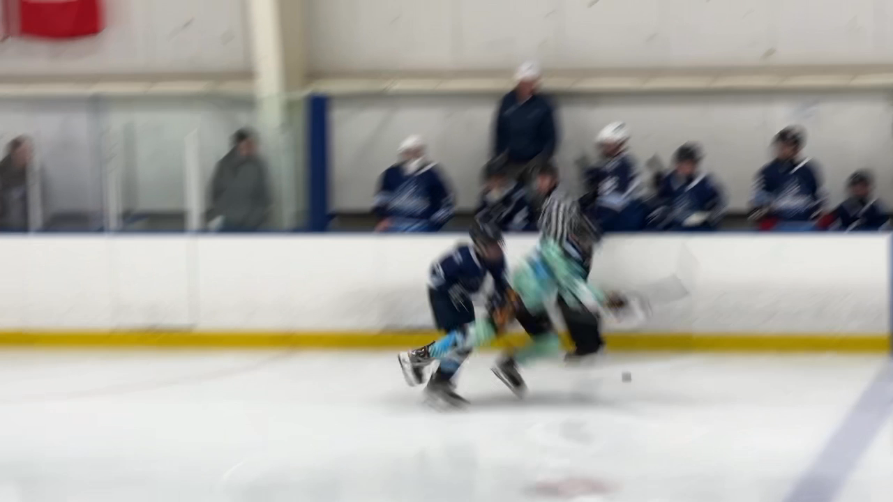 Landon Bell: Showcasing Elite Skills with Milwaukee Jr. Admirals at The Chi-Town Shuffle