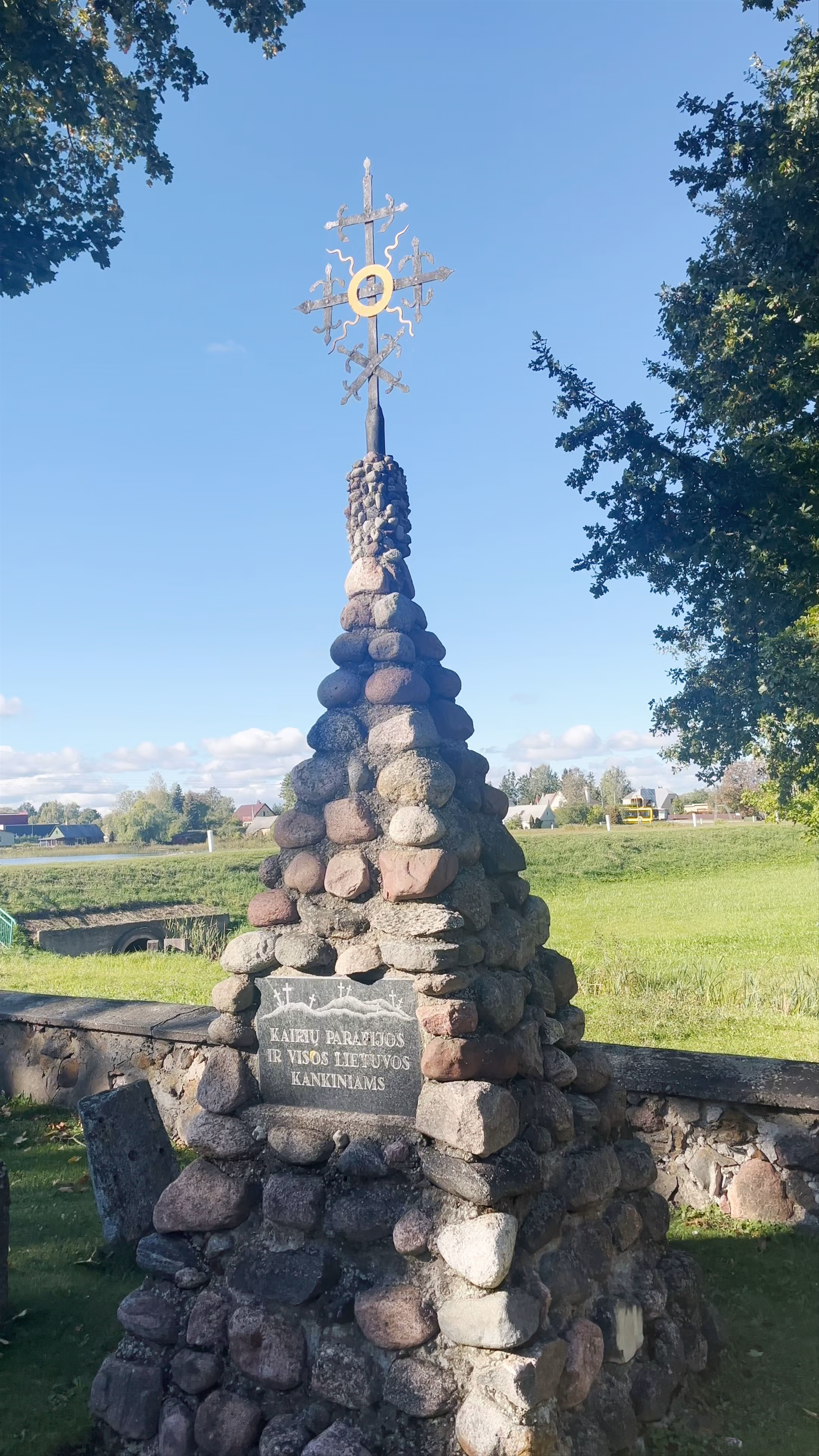 Kairiu Svc. Mergeles Marijos belaisviu vaduotojos baznycia