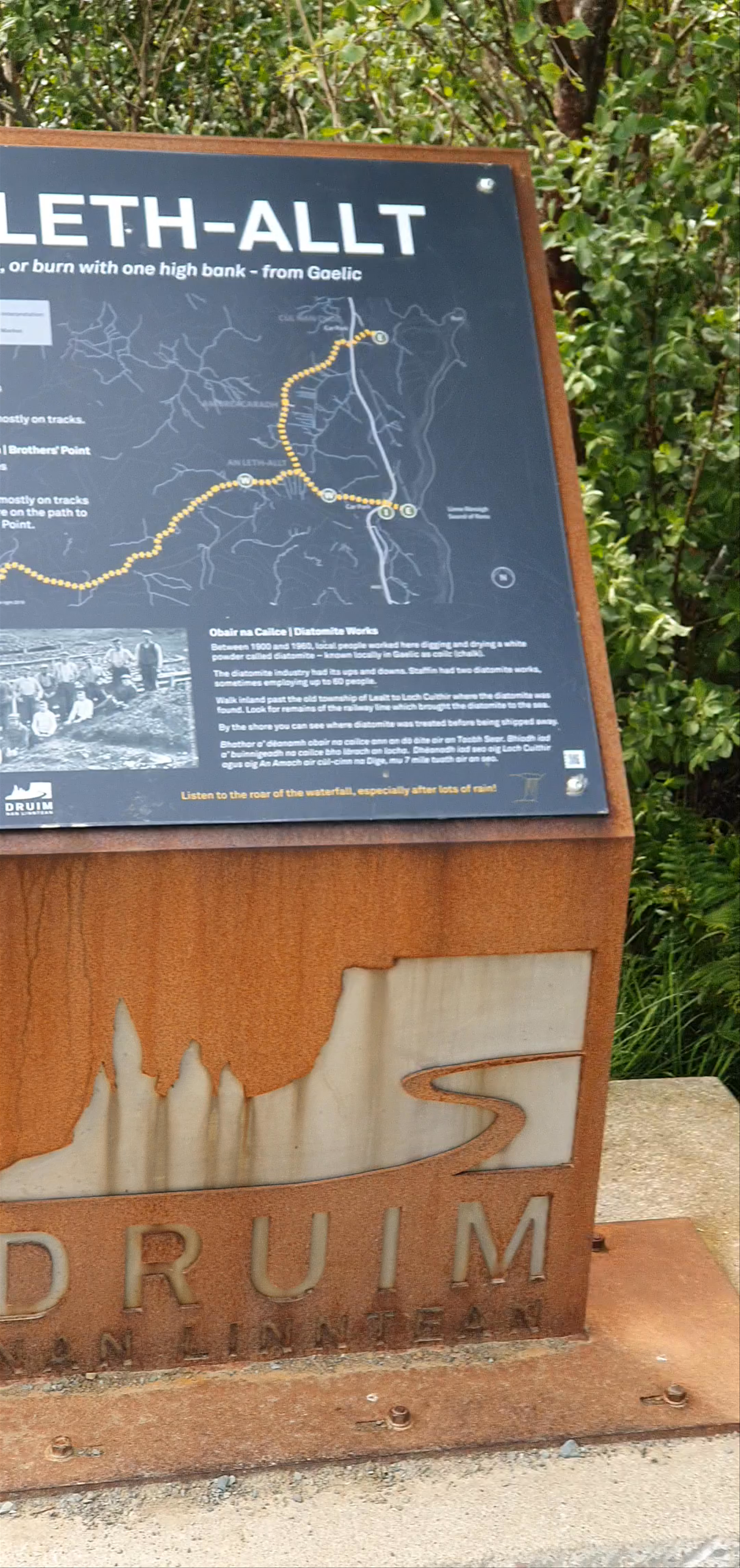 Lealt Falls Hike: Scenic Trails and Wild Beauty in Portree, Scotland