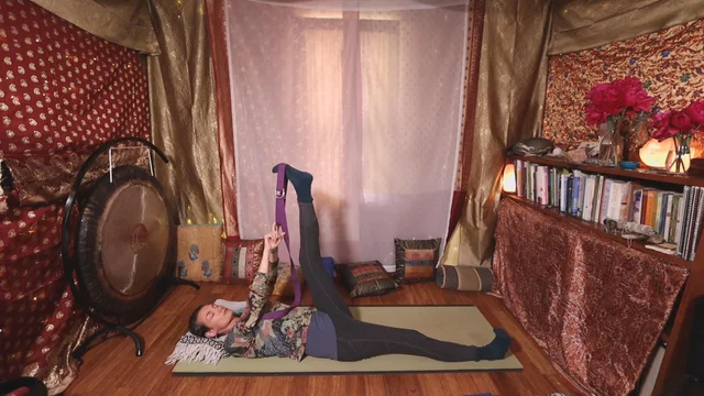 12 min. Daily Sequence for the Low Back & Hips