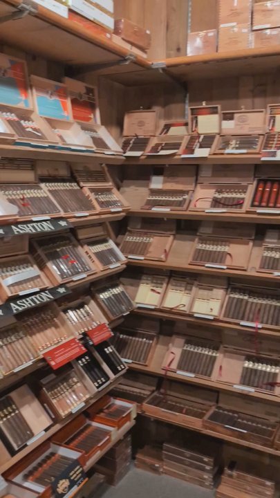 Tinder Box - Tobacco Shops Near Me - Costa Mesa, California