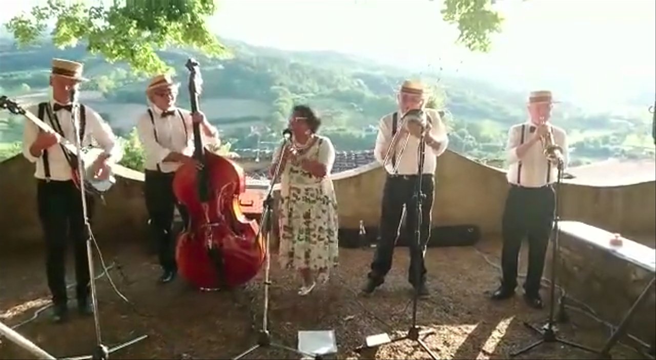 The Italy Hot Jazz Band - Event in Tuscany - video