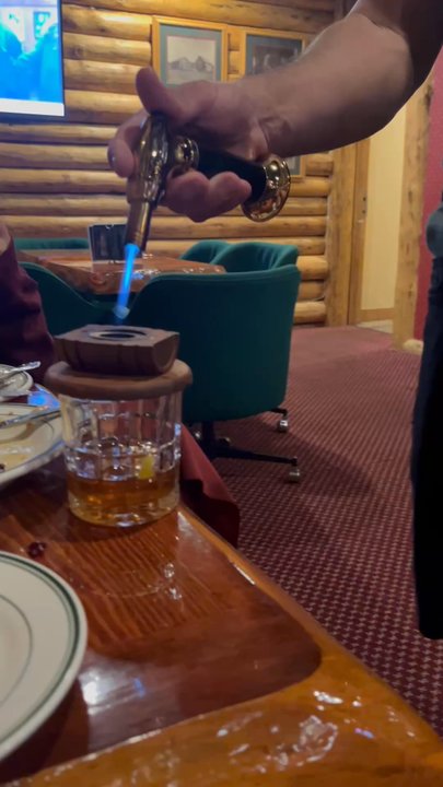 Grizzly Lounge - Lounges Near Me - West Yellowstone, Montana
