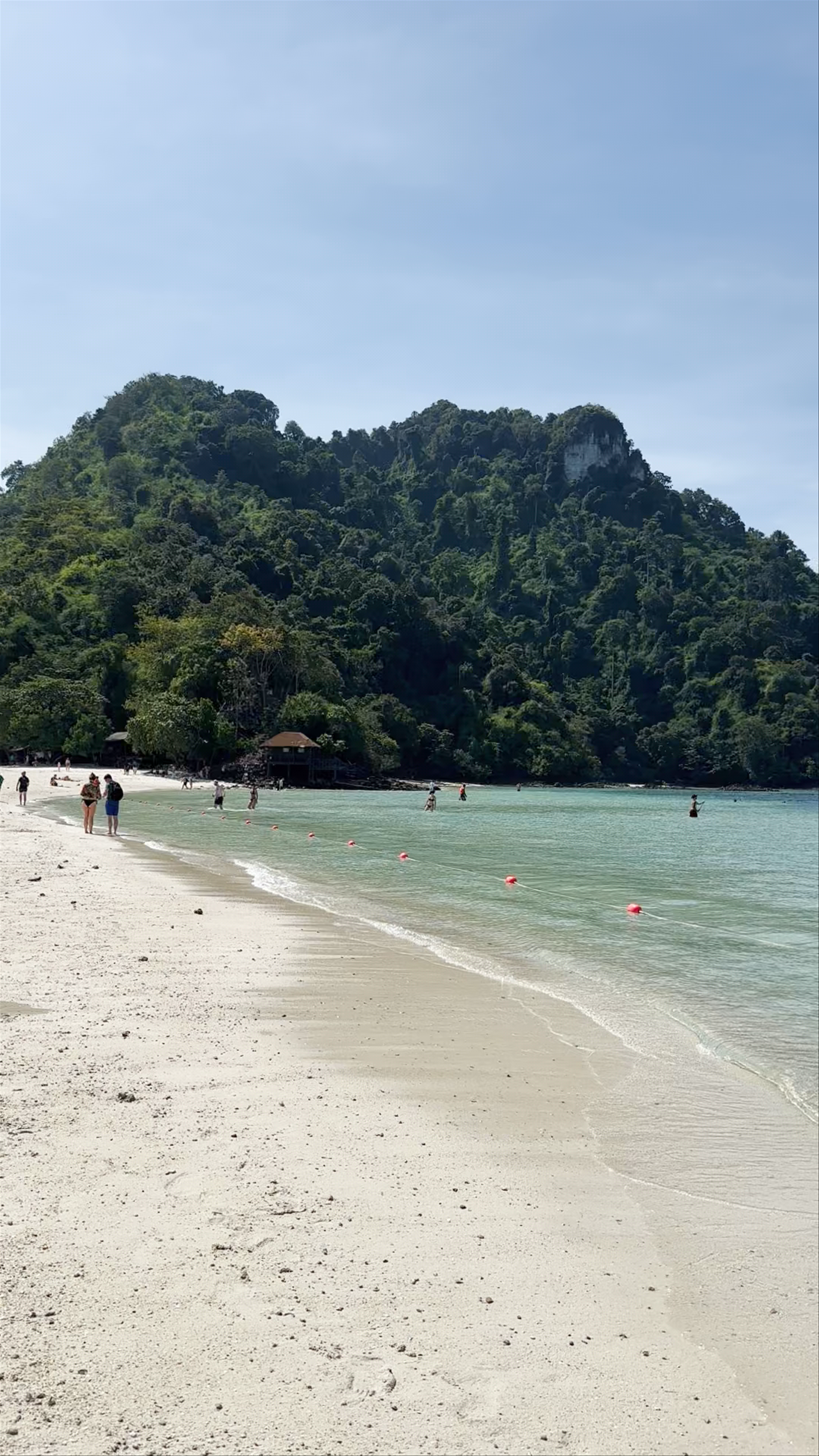 Ko Kai (Chicken Island): Tropical Paradise in Krabi, Thailand