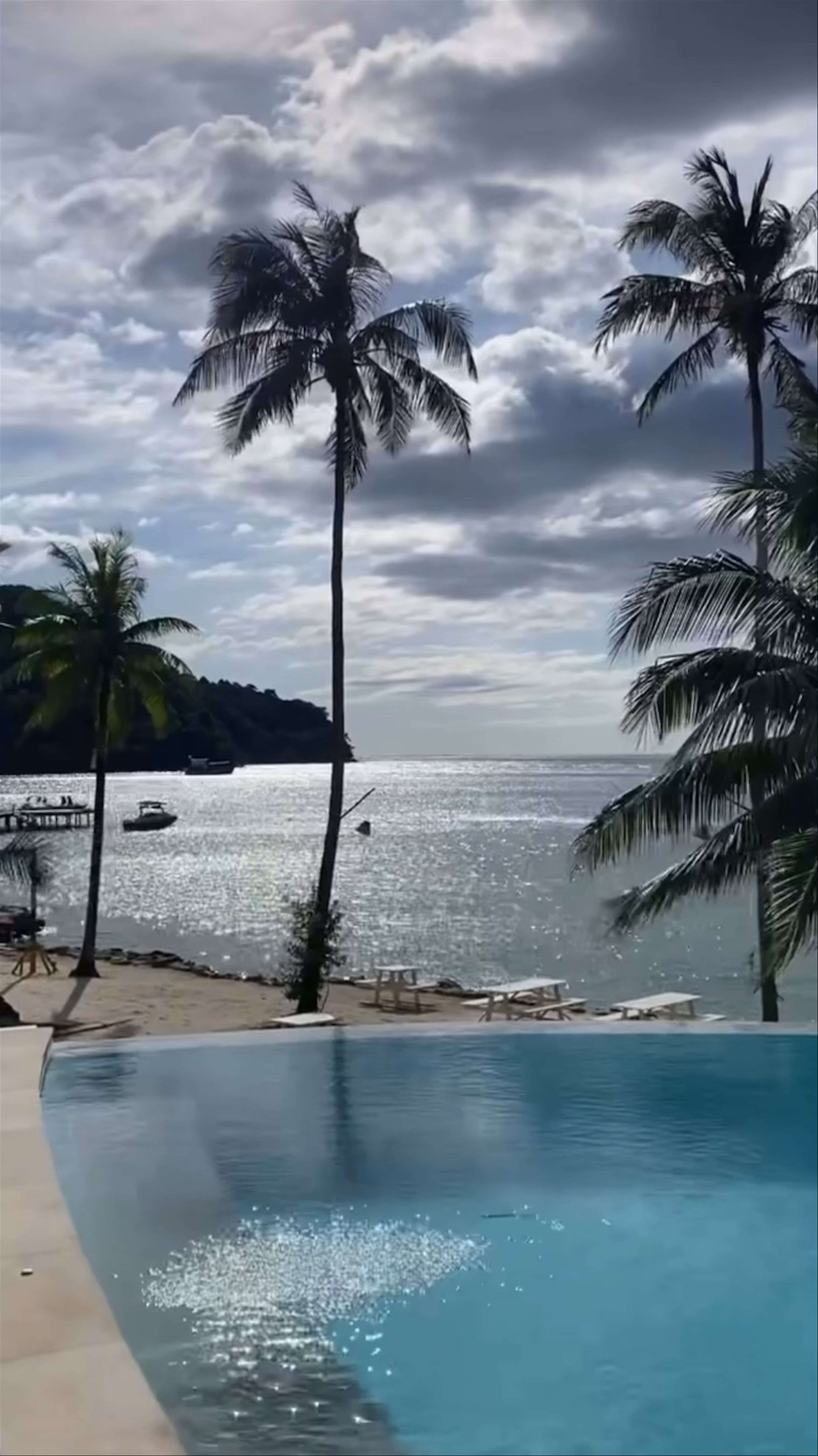 To The Sea The Resort