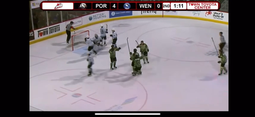 Ben Davis Scores His First WHL Goal with Wenatchee Wild!
