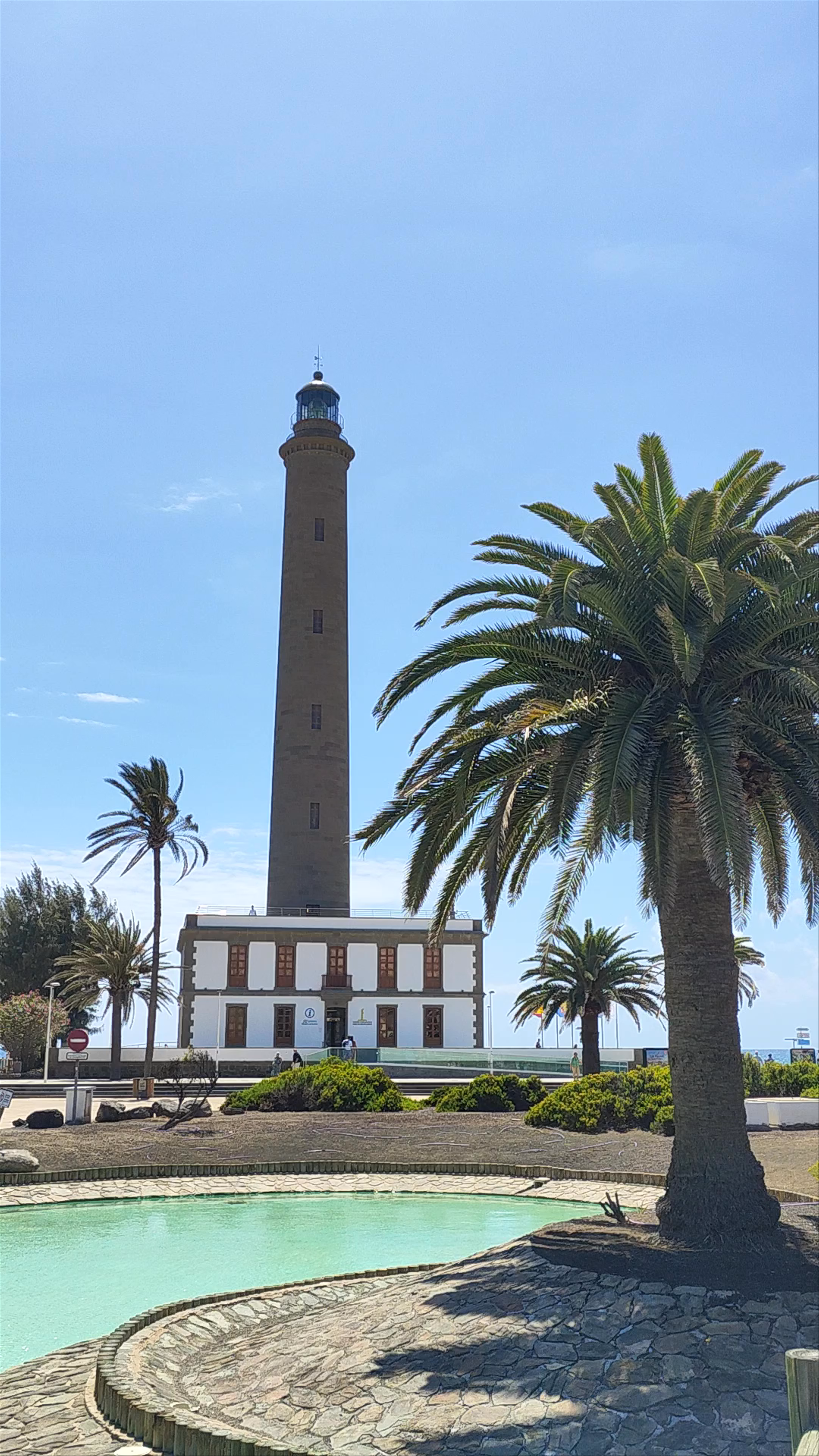 Faro de Maspalomas: Iconic Lighthouse and Seaside Serenity in Gran Canaria
