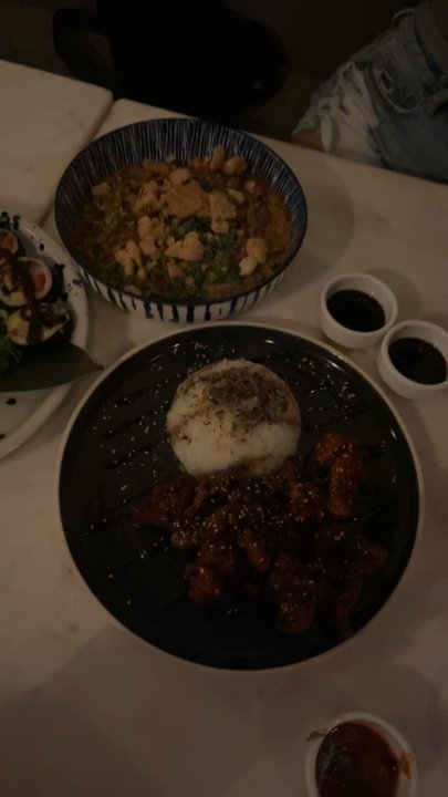 Azalea - Tso chicken , udon noodles , sushi - Asian Fusion Near Me - San Juan, Puerto Rico