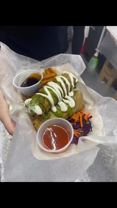 Killer Chefs - Double Barrel Philly Steak Egg Rolls!! - Food Trucks Near Me