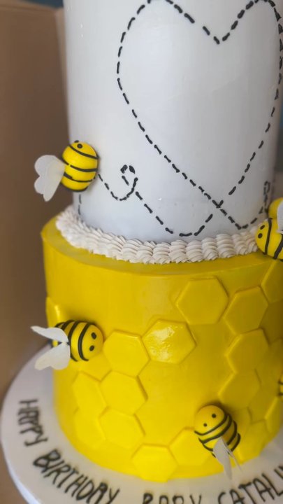 Artbakeflora - Bumblebee cake - Custom Cakes Near Me