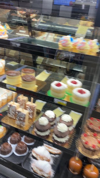 Safeway - Bakery - Grocery Near Me - Roseville, California