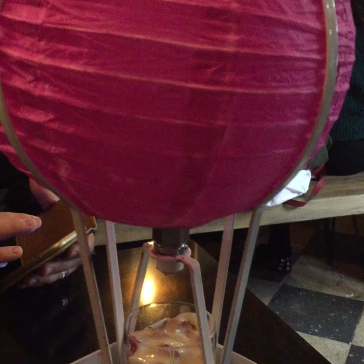 Willy Wonka Chocolatier - Kış Rüyası - Chocolatiers & Shops Near Me - Istanbul, 34