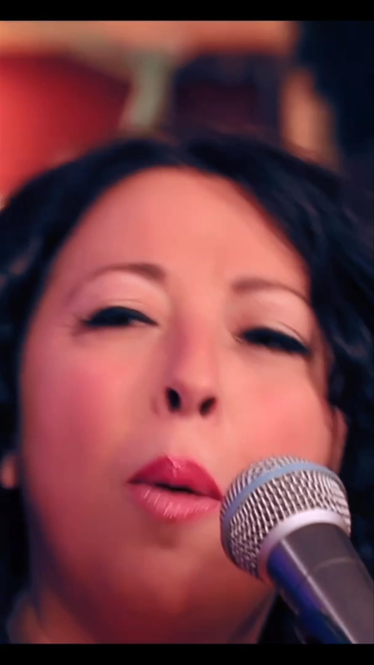 Traffic Lights - Drop It Like It's Hot 2025 - video