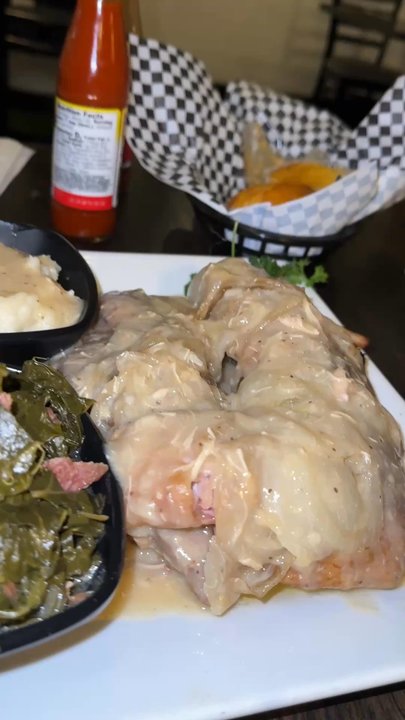 Southern Kitchen - Turkey wings, Mashed Potatoes with Chicken Gravy and Greens - Southern Near Me - Richmond, Virginia