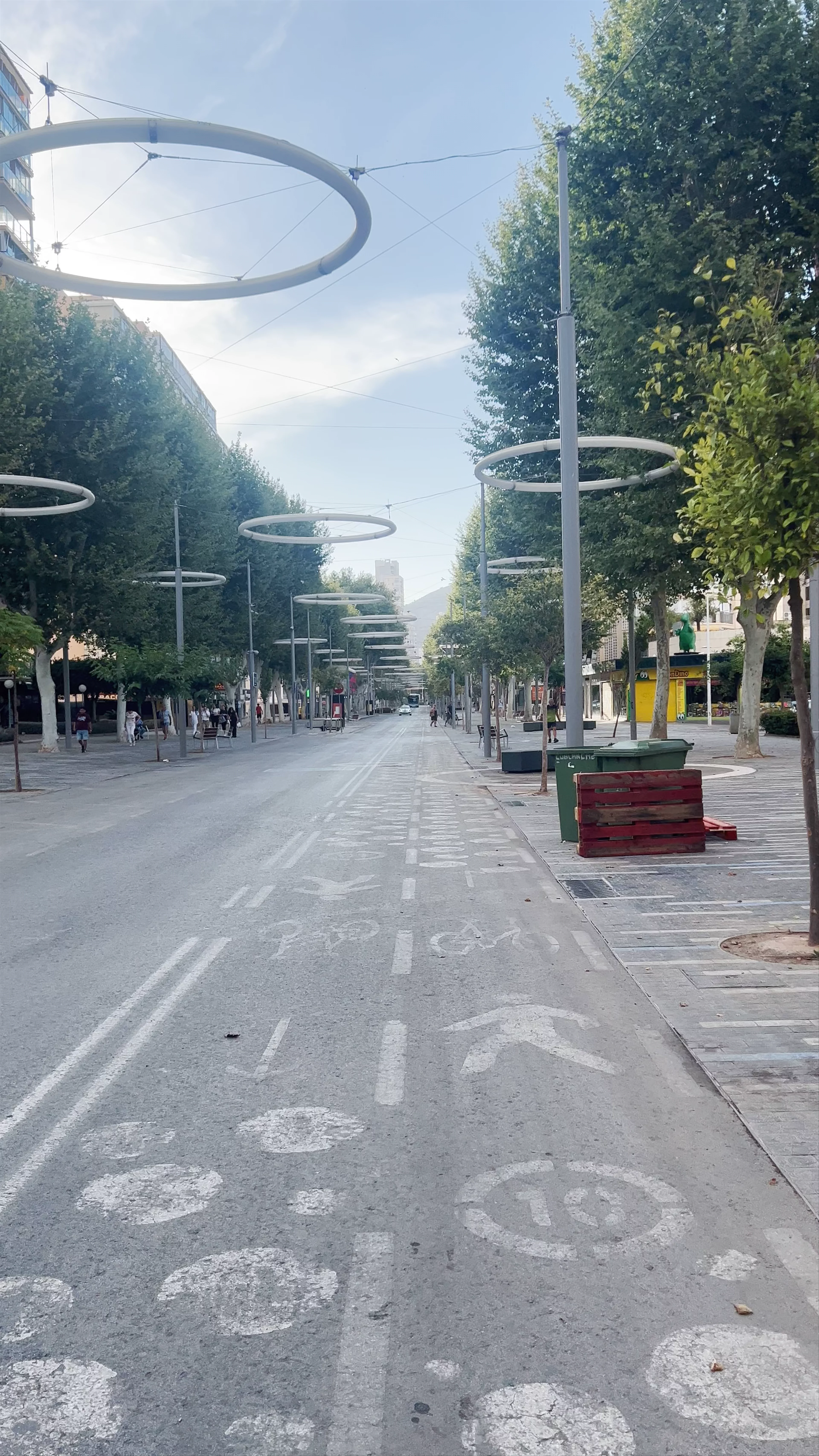 Tecnohito, Plaza de la Hispanidad
