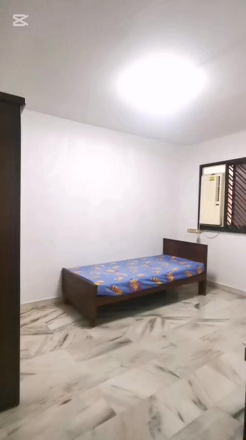 Common Room (HDB) for Rent in  105 Jurong East Street 13 - Image 7