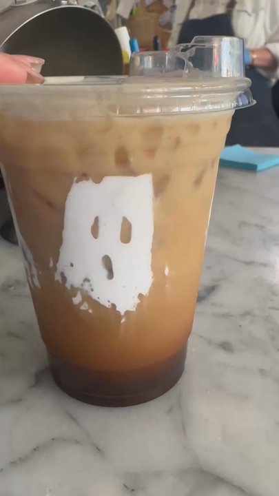Ginger Corner Market - How festive and cute 10/10 coffee - Sandwiches Near Me - Pasadena, California