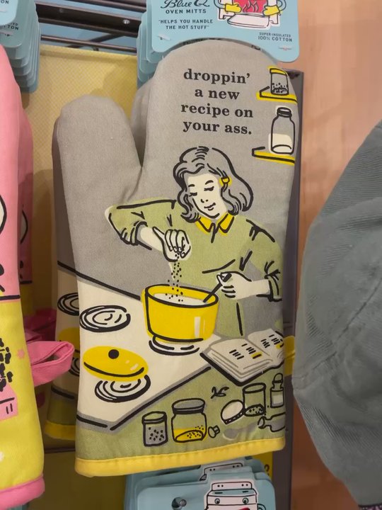 Frivolous - Oven mitts with personality - Gift Shops Near Me