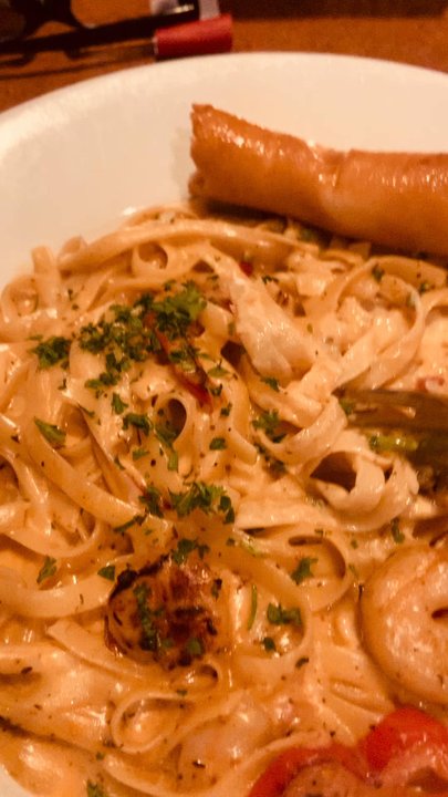 TGI Fridays Garner - Sports Bars Near Me - Garner, North Carolina