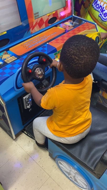 Flippo's Sunrise - Kids Activities Near Me - Sunrise, Florida