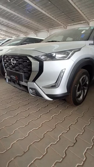 نيسان ماغنايت S 2025