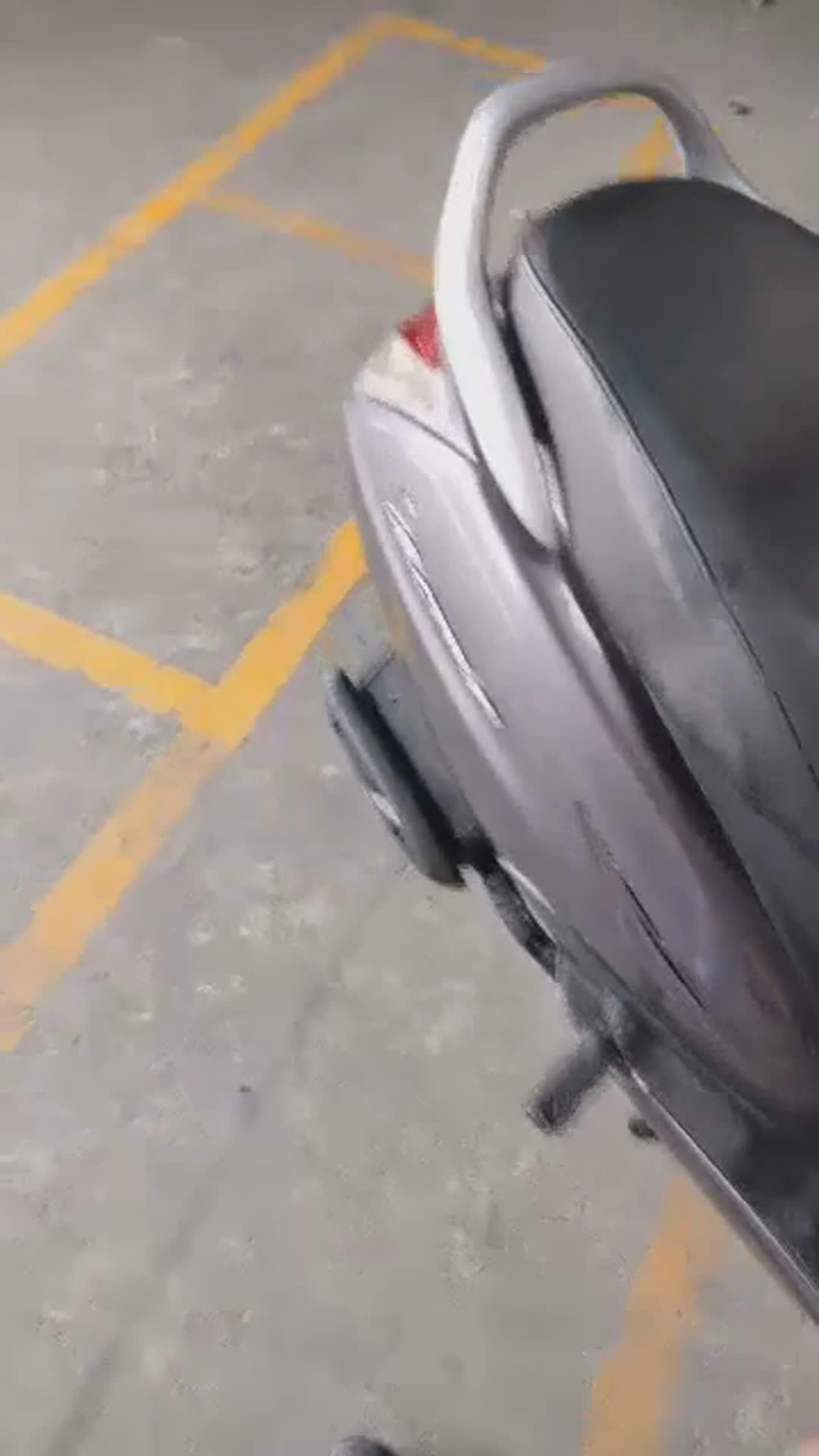 Walk-around video thumbnail