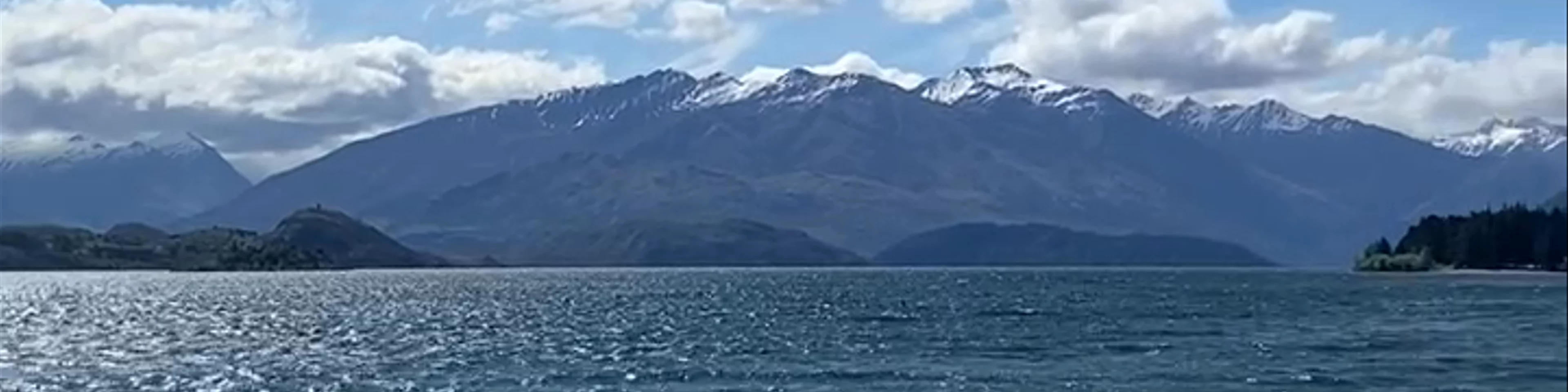 Wānaka beach