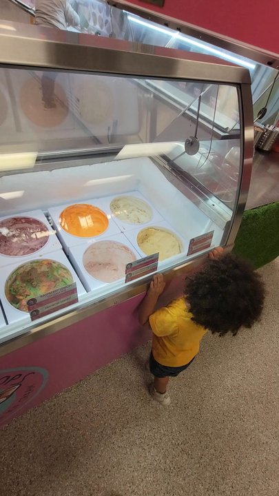 Unicorn Scoops - So many choices of ice cream - Ice Cream & Frozen Yogurt Near Me - Lake Mary, Florida