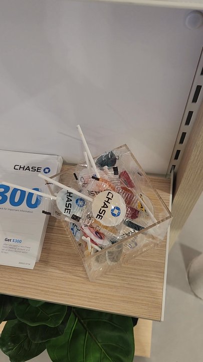 Chase Bank - Chase has two more machines inside so a total of four at this branch. - Banks & Credit Unions Near Me - Brooklyn, New York