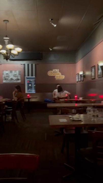 Cheesecake Etc - Ambience - Desserts Near Me - Vancouver, British Columbia
