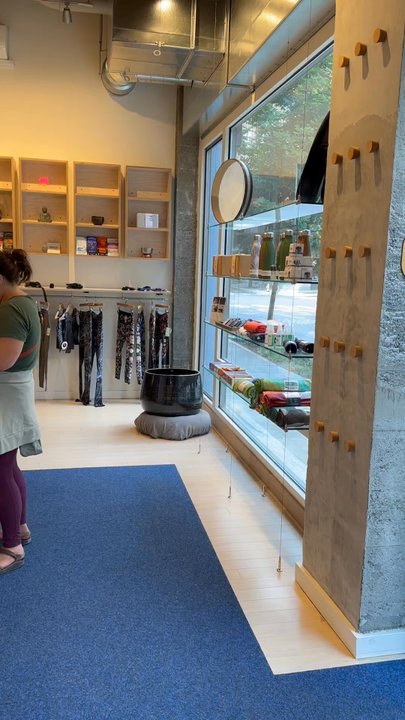 Mind Body Hum - Inside - Yoga Near Me - Seattle, Washington