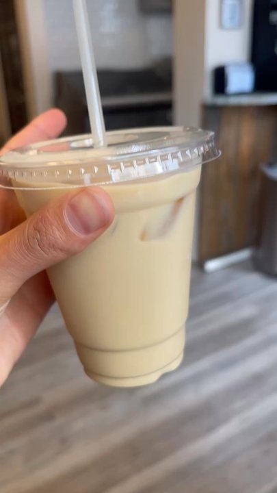 Broad Street Cafe  - Latte - Coffee & Tea Near Me - Charleston, South Carolina