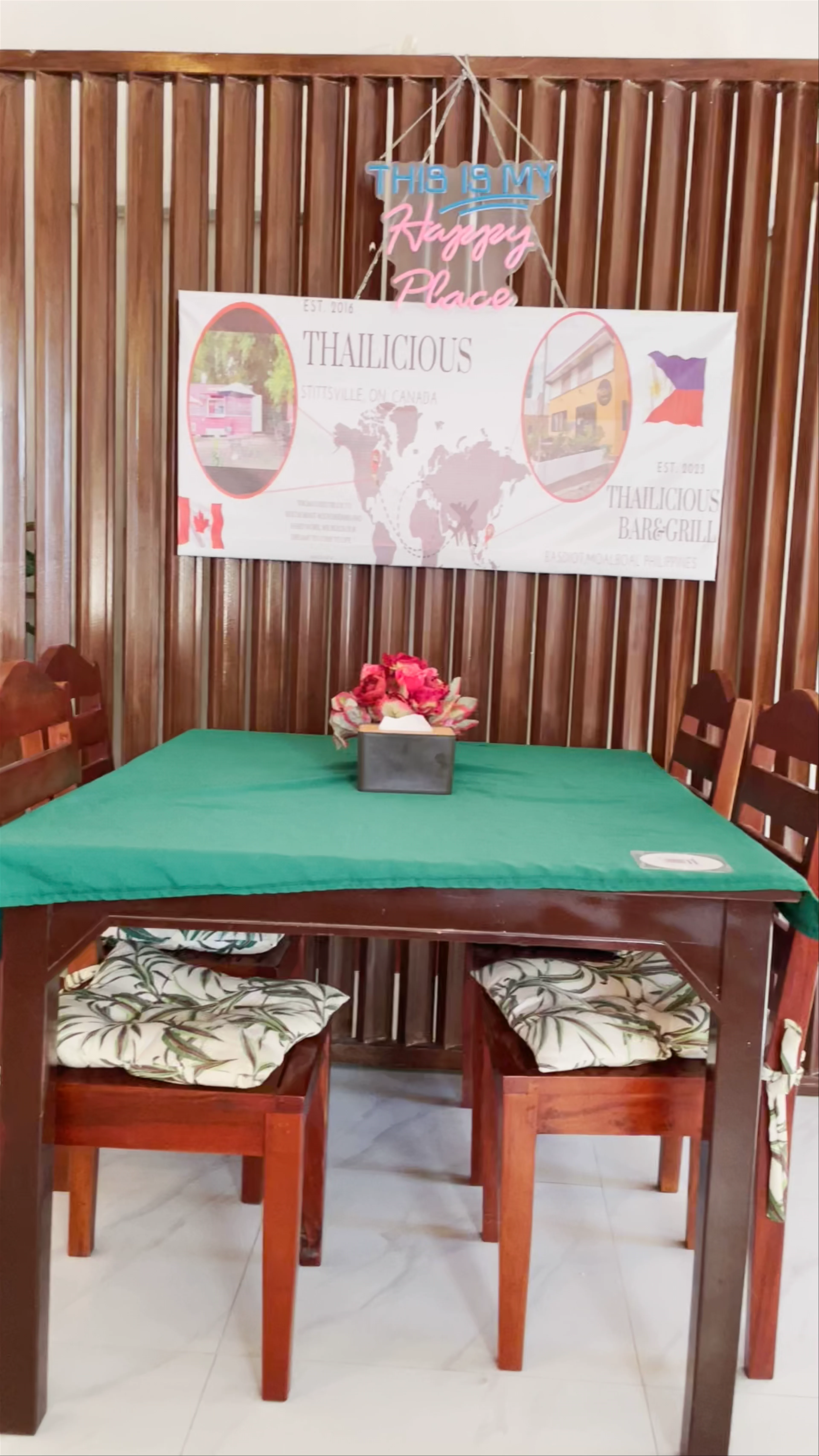 Thailicious Bar&Grill, Moalboal