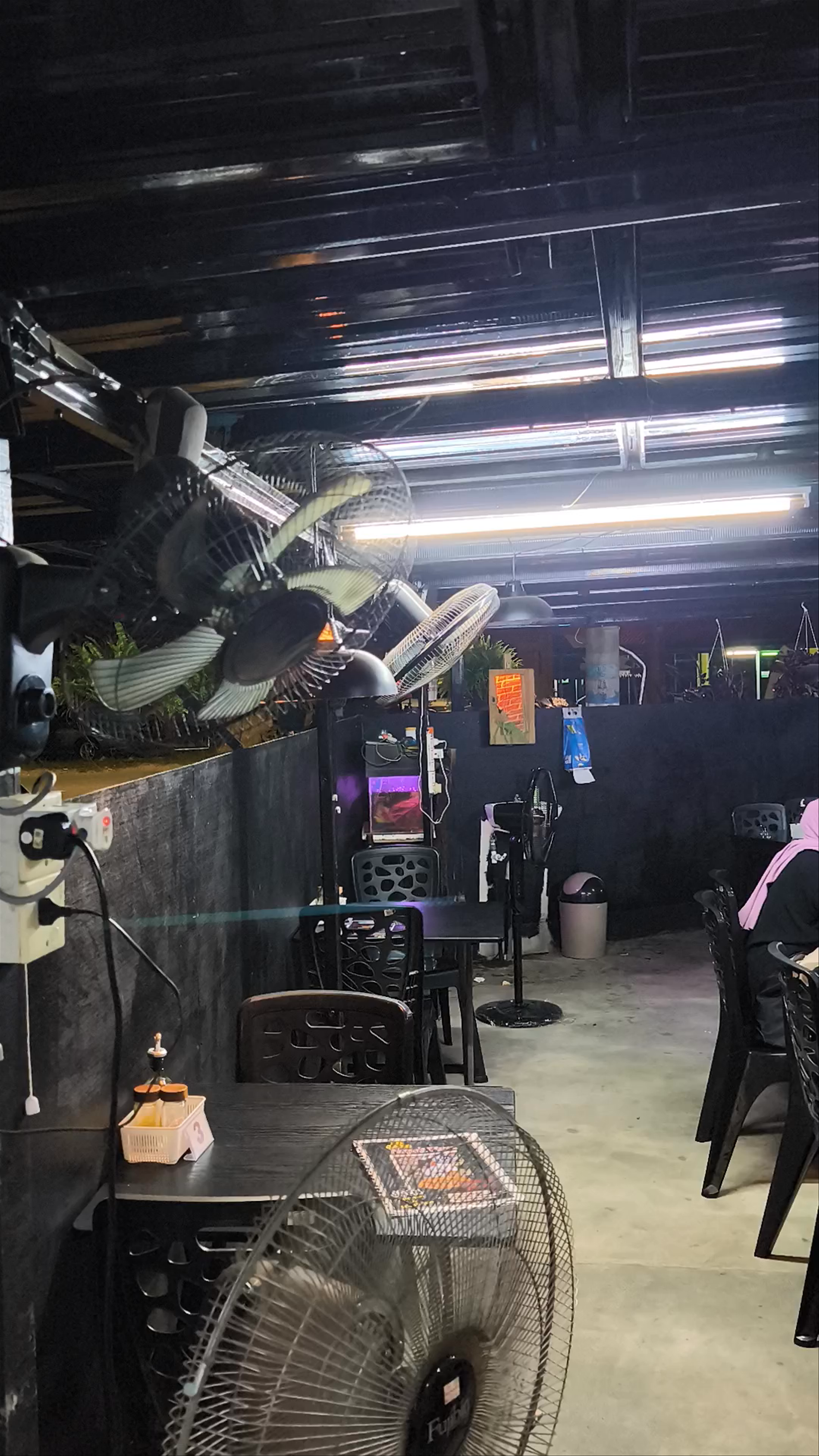 FB Cafe - Napolitan Pizza