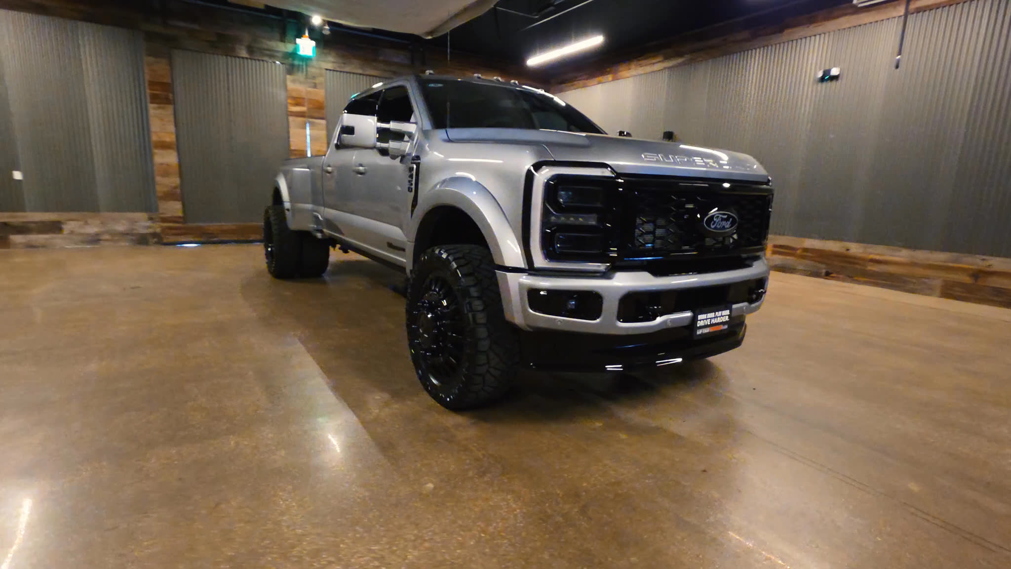 Lifted Trucks - #TX11517 - 2027 Ford F-450 Super Duty Platinum Crew Cab