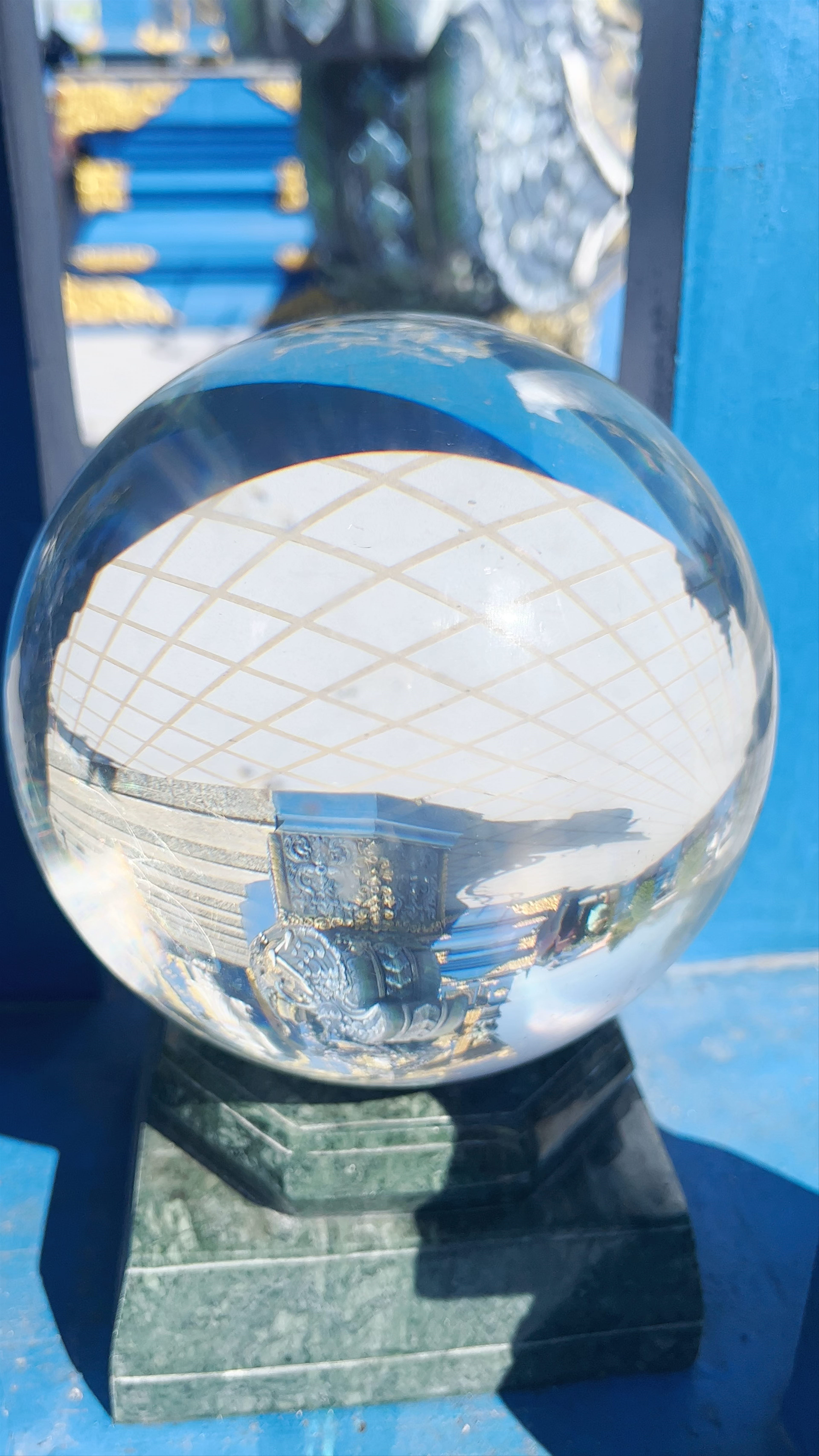 Wat Rong Suea Ten (Blue Temple)