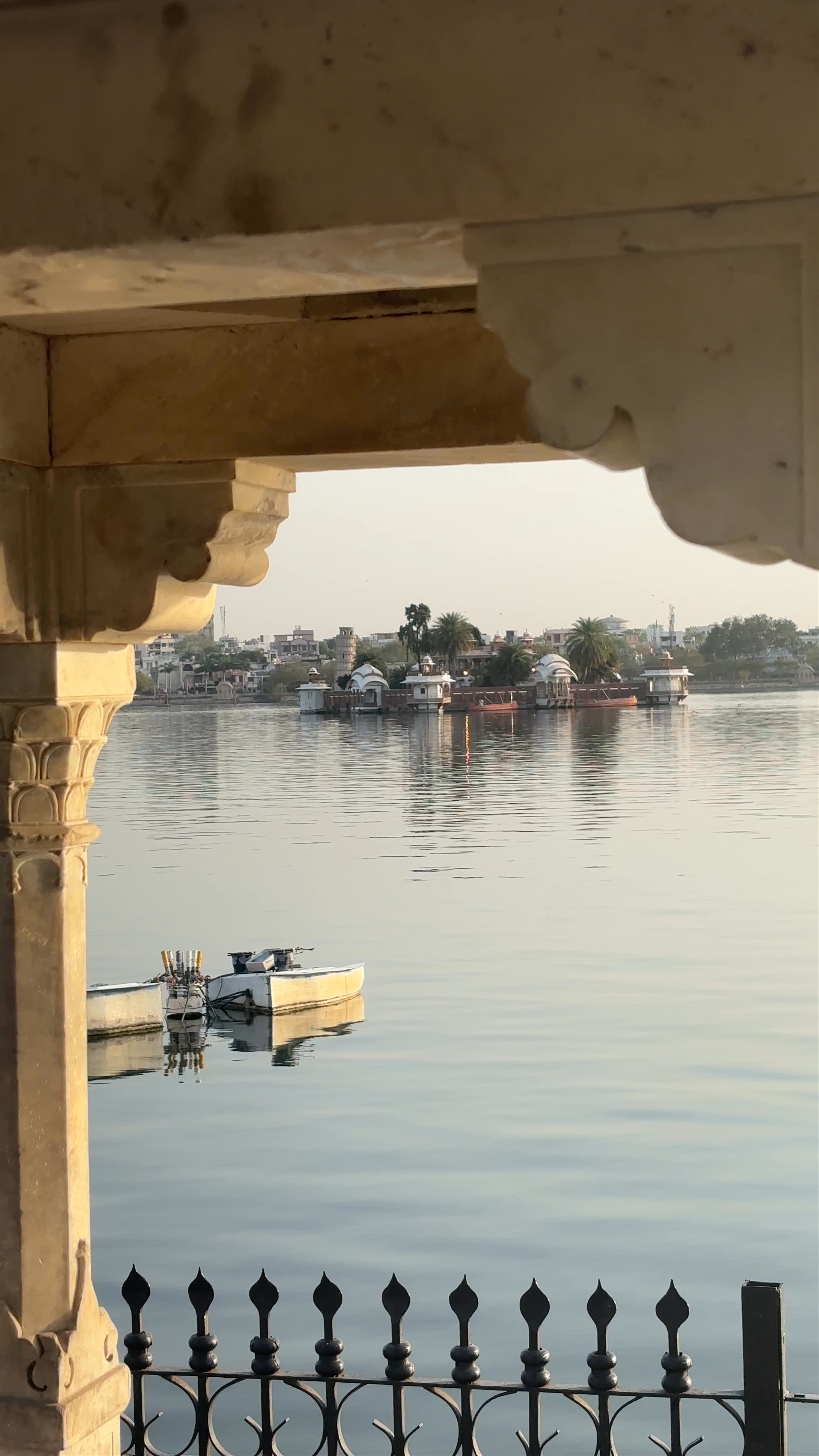 Jag Mandir: Tranquil Lakeside Heritage in Kota, Rajasthan