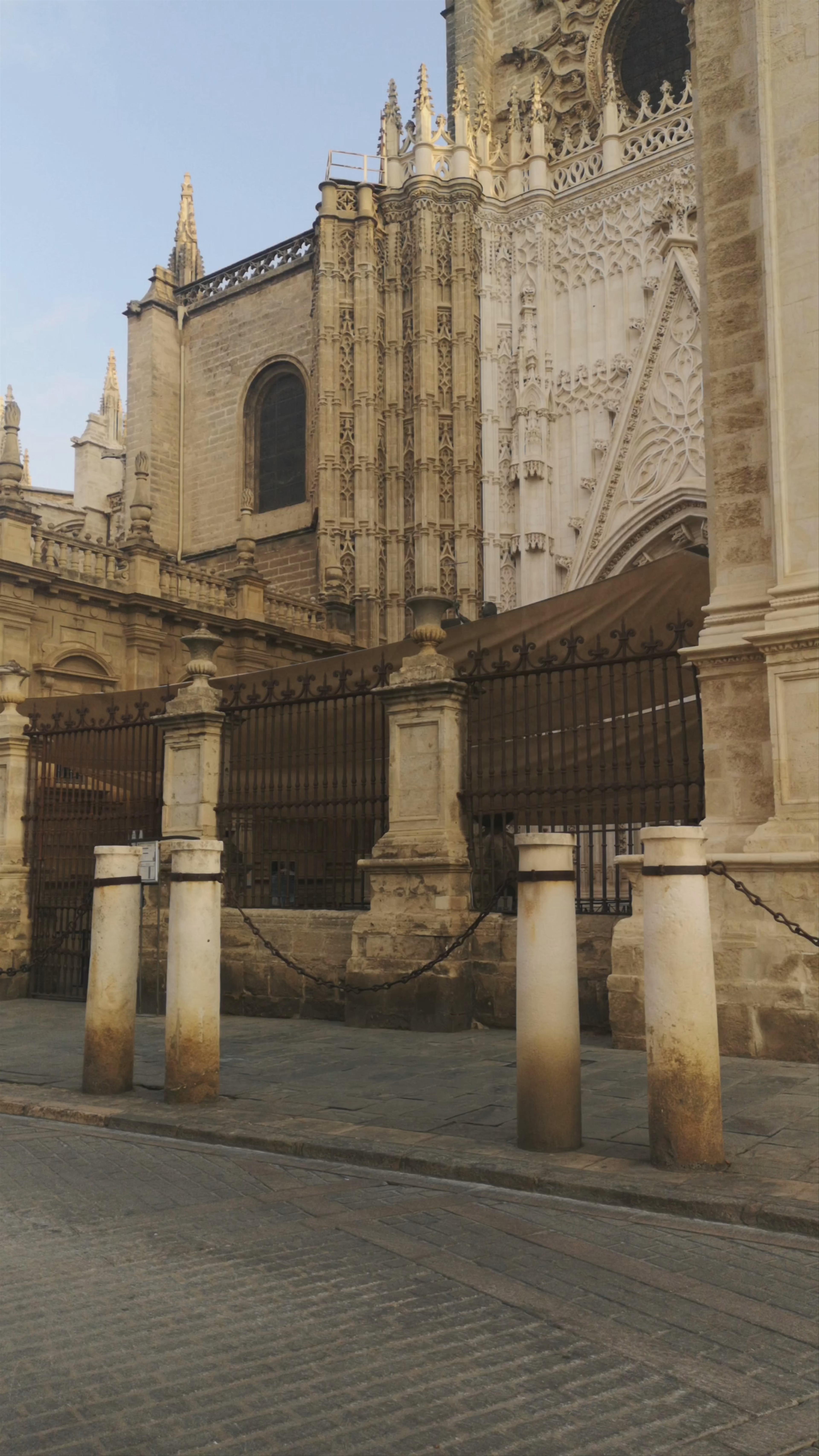 Plaza del Triunfo: Majestic History in Seville's Heart