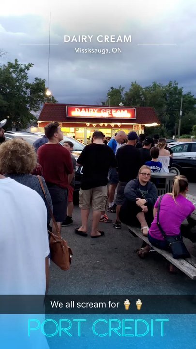 Dairy Cream - There's always long line ups, but worth the wait - Ice Cream & Frozen Yogurt Near Me - Mississauga, Ontario