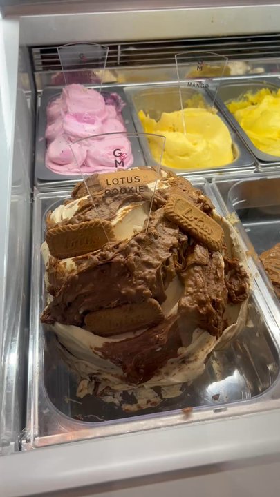 Quore Gelato - Non-boozy gelato options. The Biscoff gelato was BOMB!!! It's all the Biscoff cookie bits for me. So delish! - Gelato Near Me - Miami, Florida