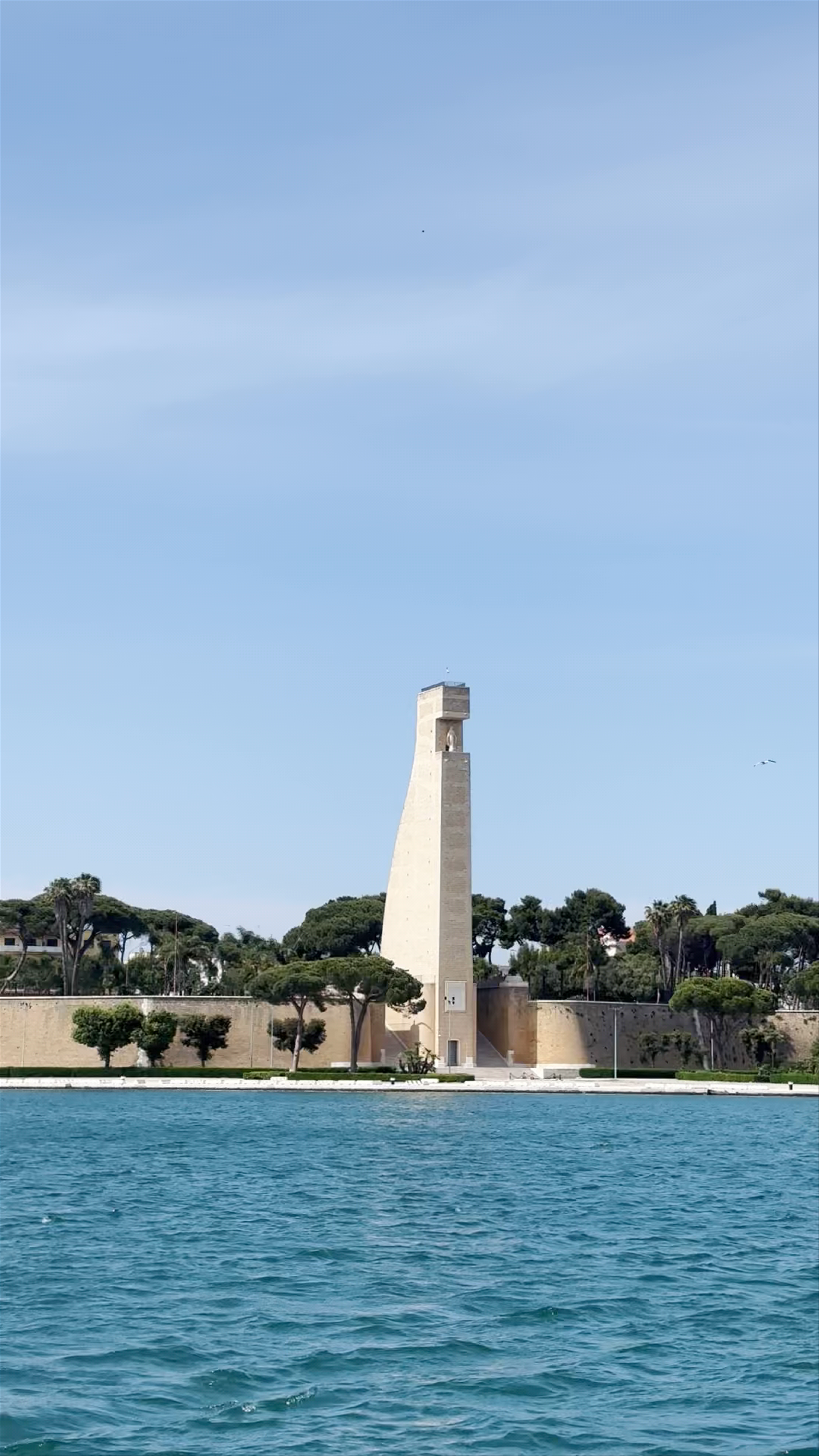 Monumento al Marinaio d' Italia