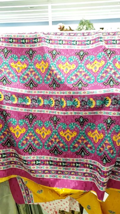Goodwill Industries of the Columbia Willamette - SAREEEE FIND - Thrift Stores Near Me - Gresham, Oregon